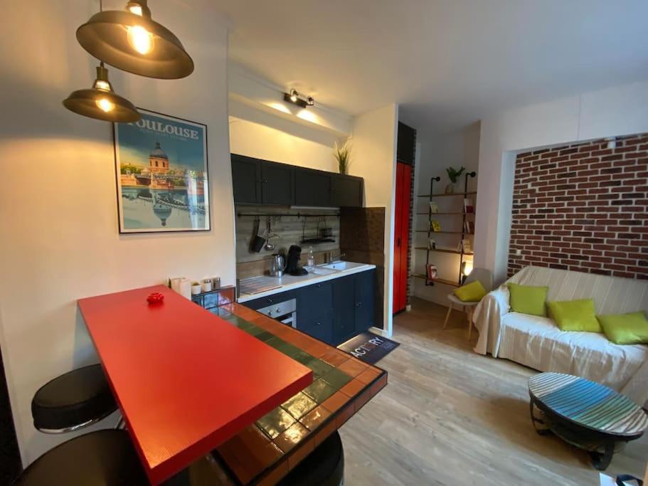 Le Nid D'Orient Entre Matabiau Et Capitole Parking Apartment Тулуза Екстериор снимка
